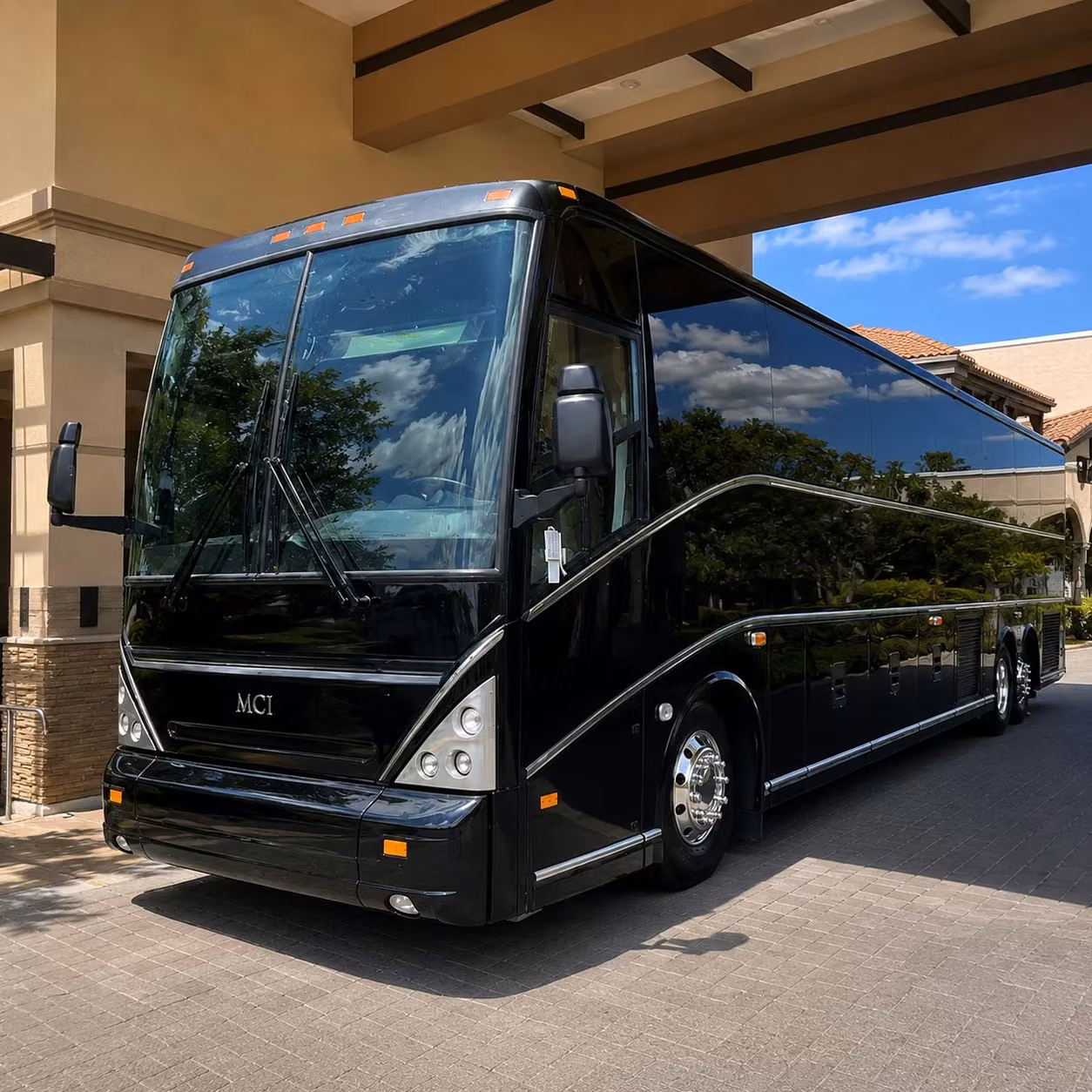 concert bus rentals to toyota music factory and irving venues from plano