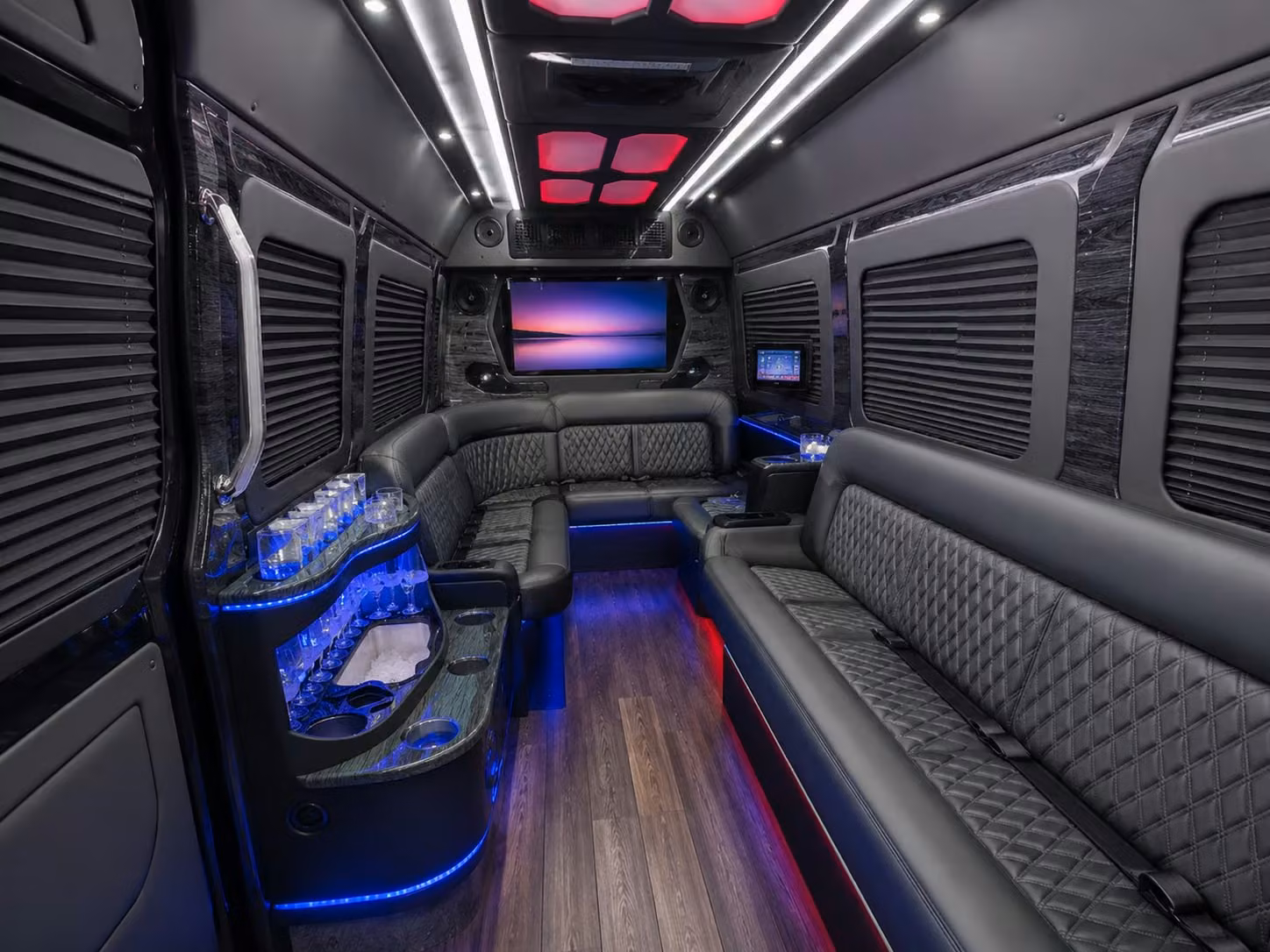 dfw airport employee transfers that run on your schedule