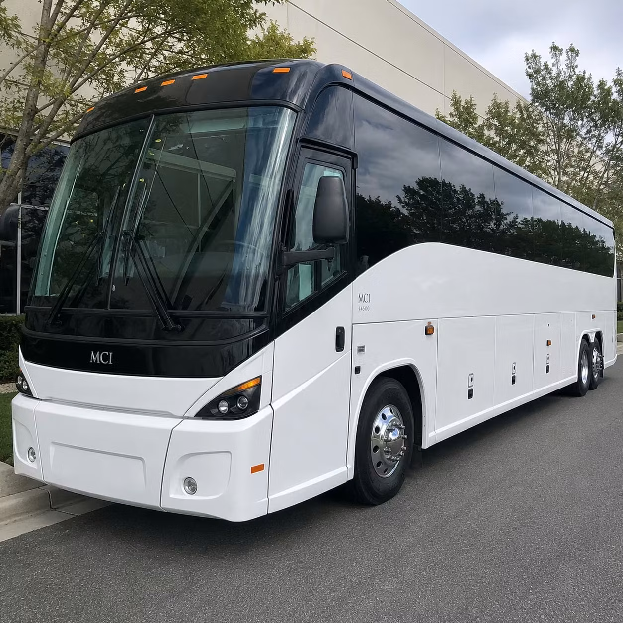 large group airport transportation for sports teams schools and organizations