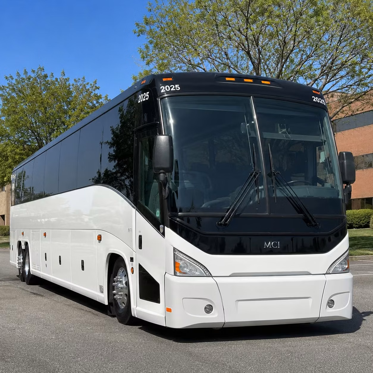 sunday shuttle services for plano s growing megachurch congregations